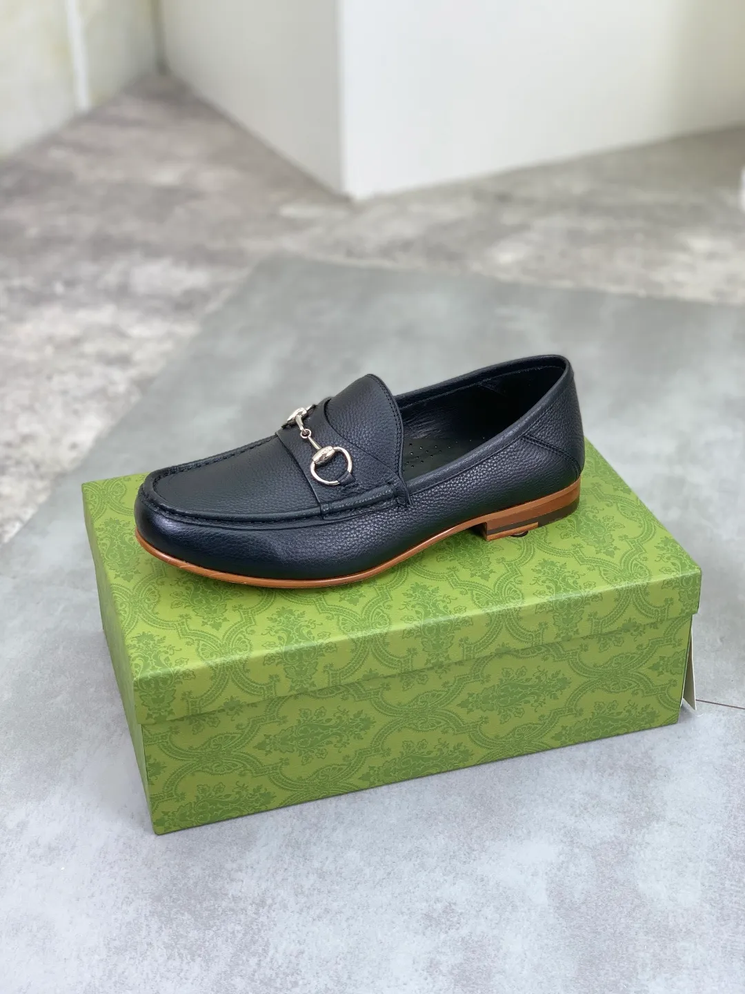 Men's men's shoes 💰P540 [New style] Water-dyed cowhide 💰💎💎💎 [Gucci] Gucci high-end men's formal business leather shoes, original order 1:1 authentic goods! Original imported high-end washed calfskin, original metal buckle, imported first-layer cowhide lining for feet, original outsole, men's shoe size: 38-44, multiple colors available
